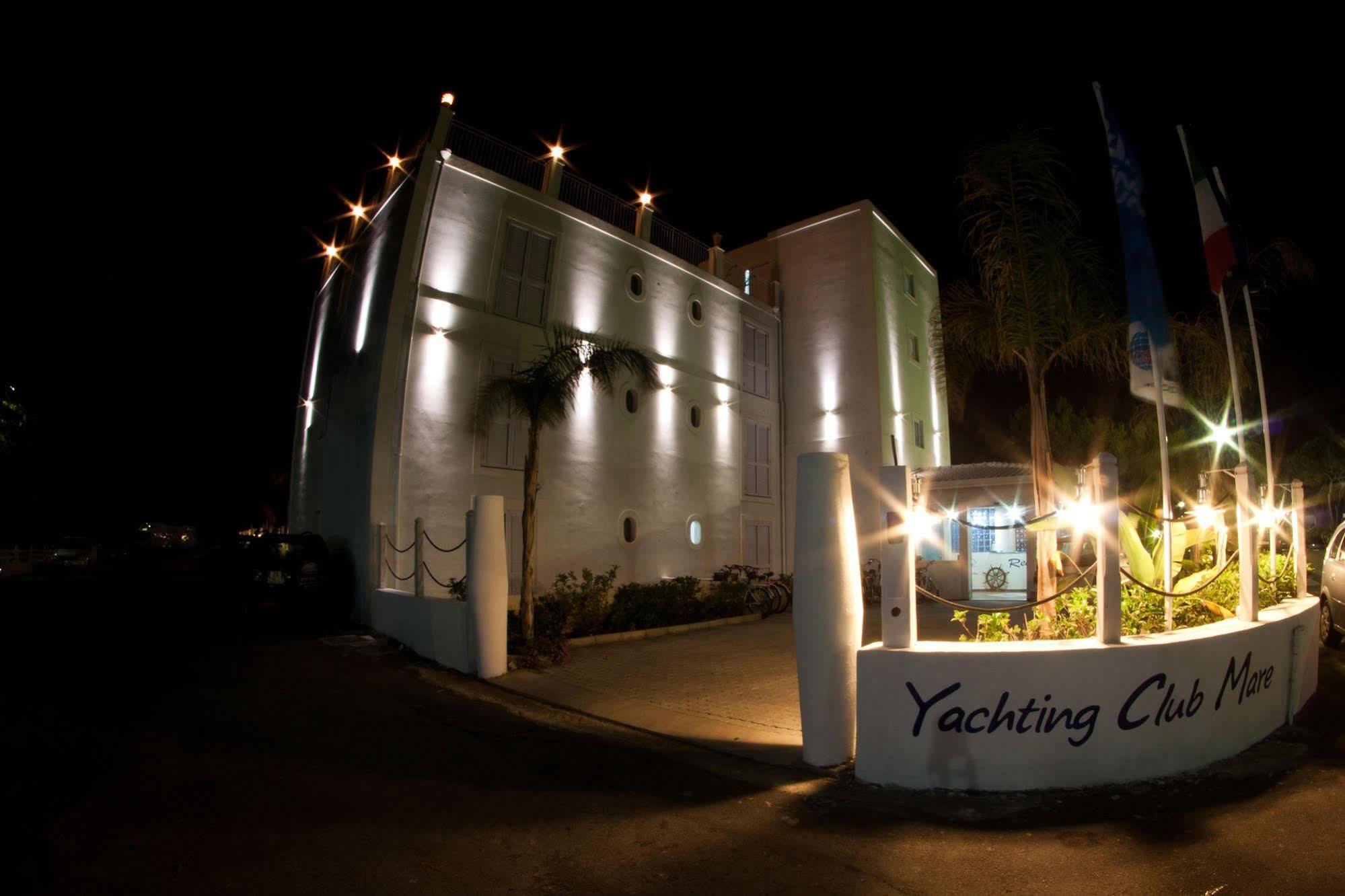 Yachting Club Mare Hotel Patti Exterior photo